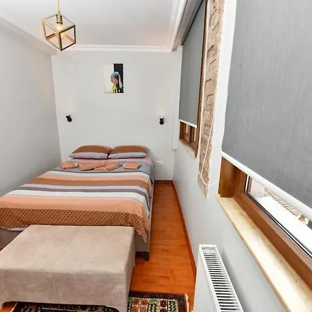 Taksim Private Terrace Close To Antique Store Galata Port Cihangir İstanbul Dış mekan fotoğraf