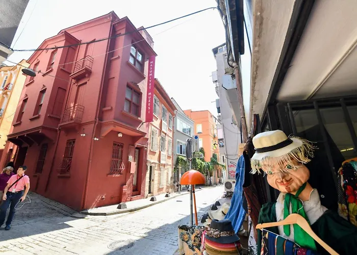 Taksim Private Terrace Close To Antique Store Galata Port Cihangir