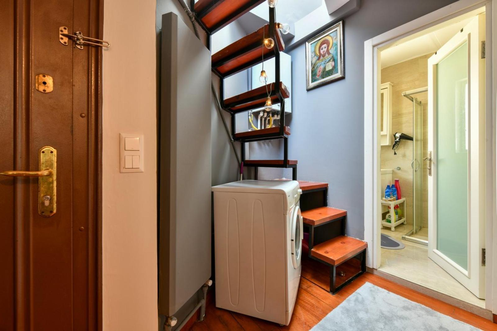 Apartament Taksim Private Terrace Close To Antique Store Galata Port Cihangir Stambuł